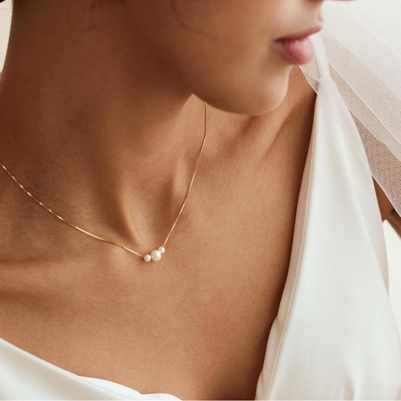Women 14K Gold Plated Chunky Half Pearl Half Chain Toggle Necklace Minimalist - Picture 6 of 9